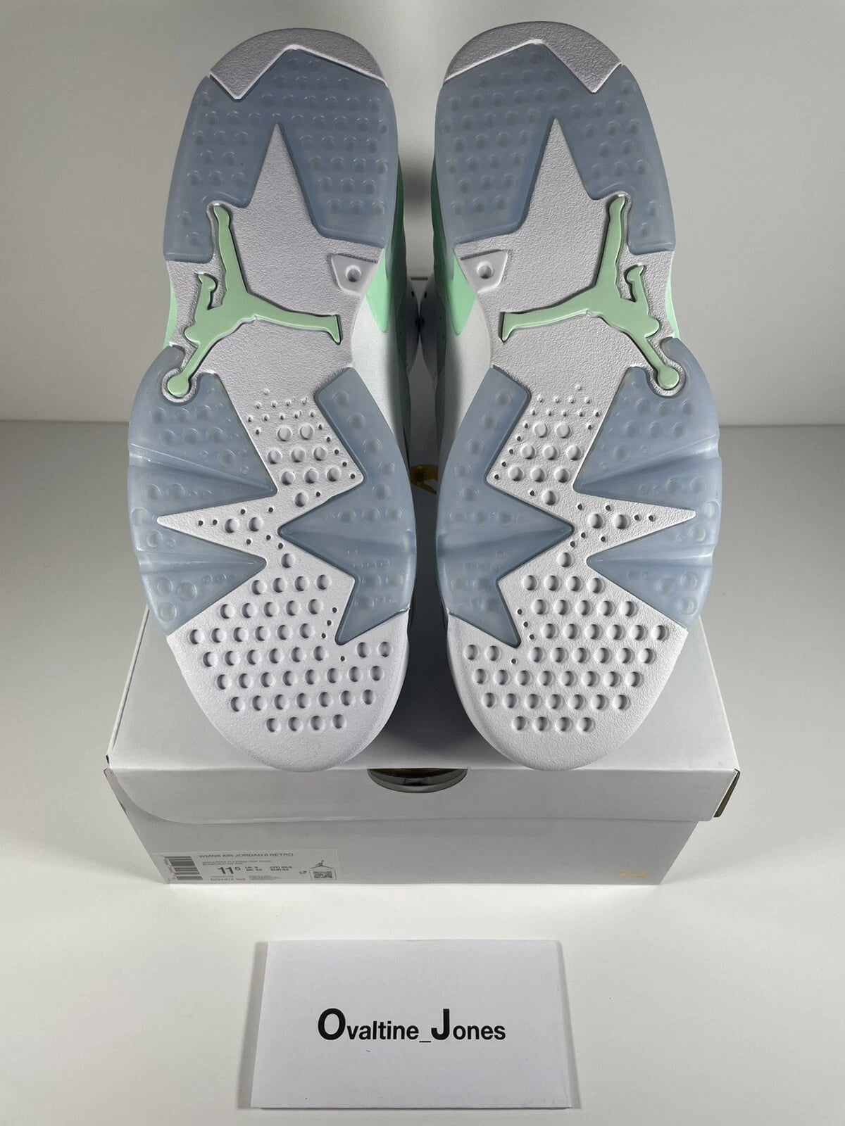 Size 11.5W / 10M - Nike Air Jordan 6 Retro Mint Foam DQ4914-103